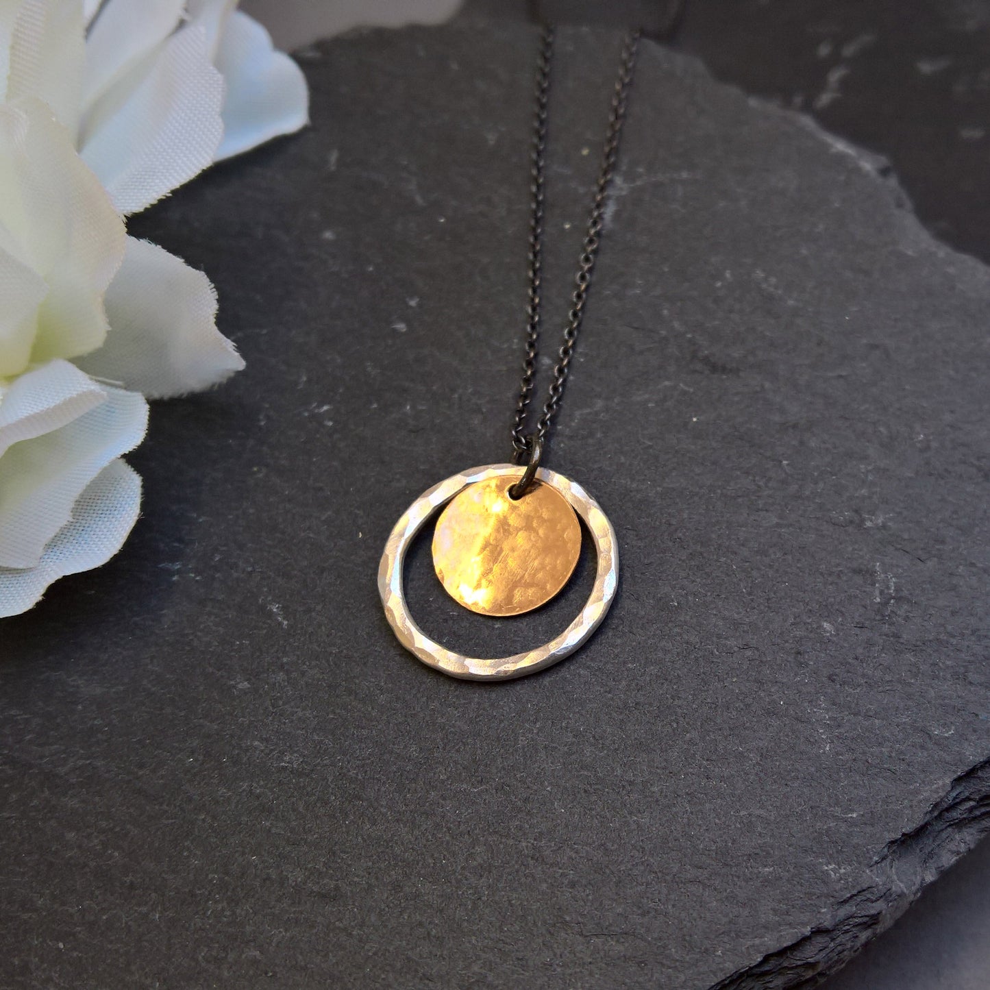 Dainty silver circle necklace