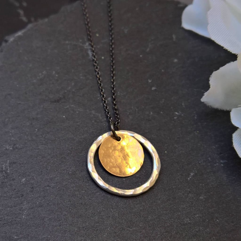 Dainty silver circle necklace