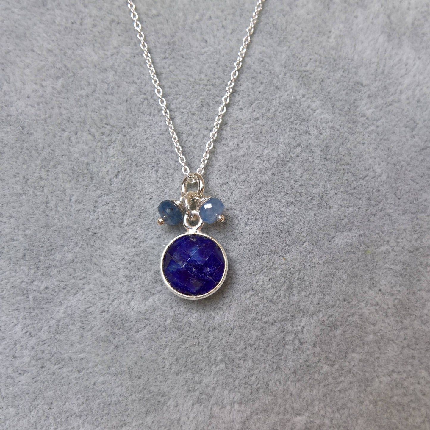 Blue sapphire pendant necklace in sterling silver