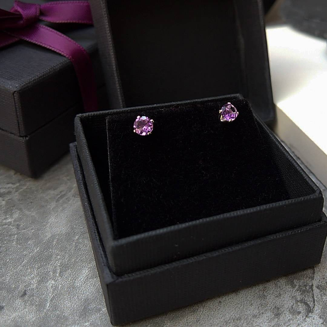 Amethyst sterling silver stud earrings - 4mm