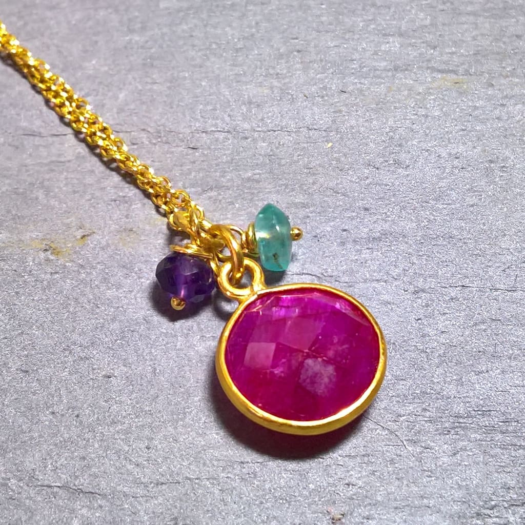 Ruby circle pendant necklace in gold vermeil silver