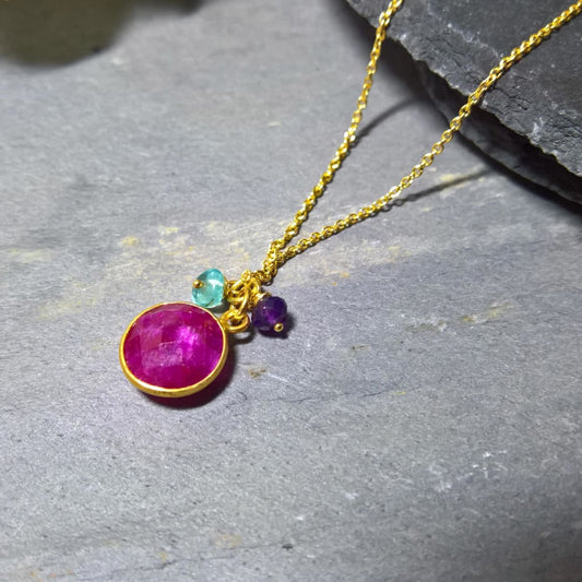 Ruby circle pendant necklace in gold vermeil silver