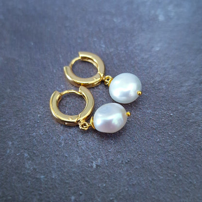 Pearl Huggie hoop earrings in gold vermeil silver