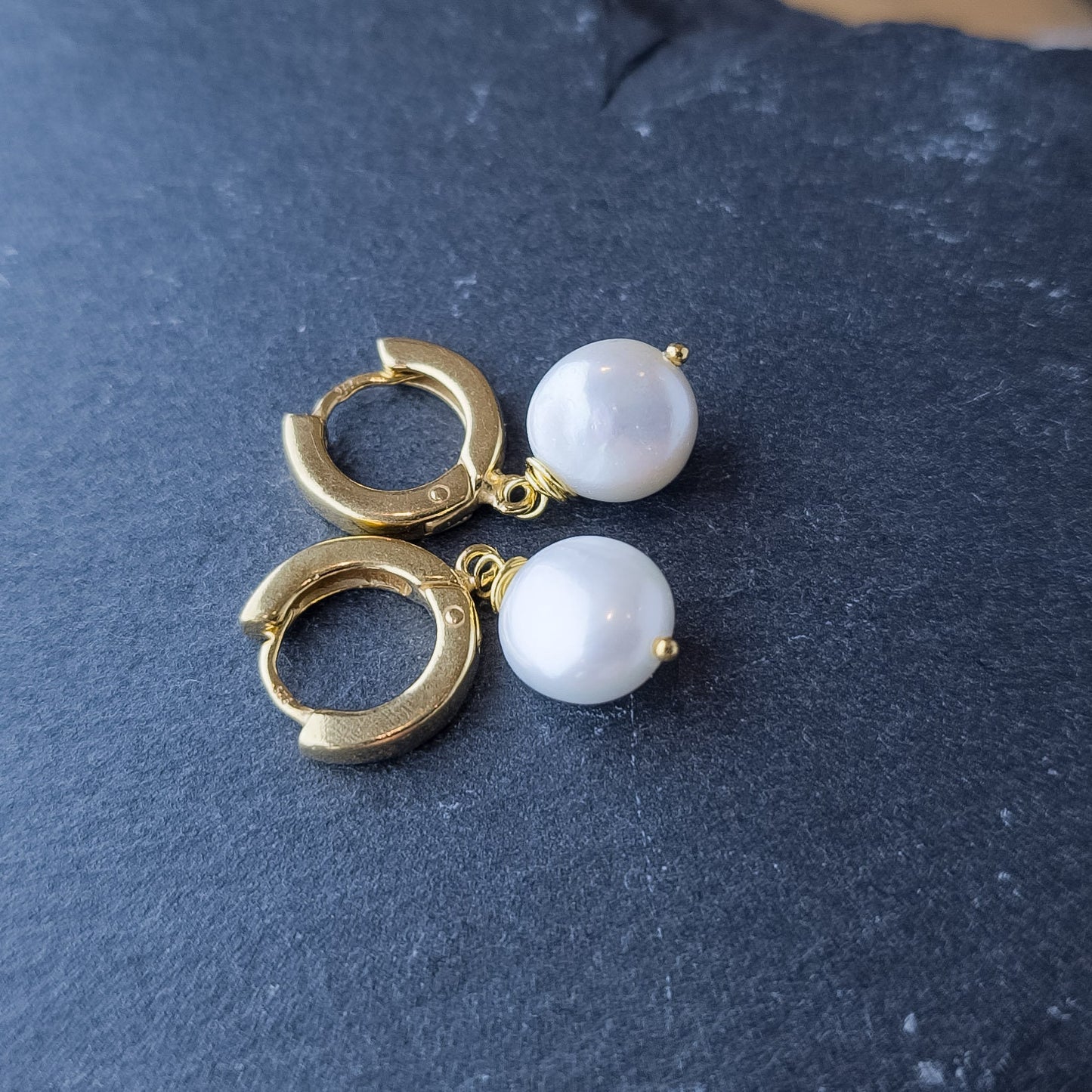 Pearl Huggie hoop earrings in gold vermeil silver